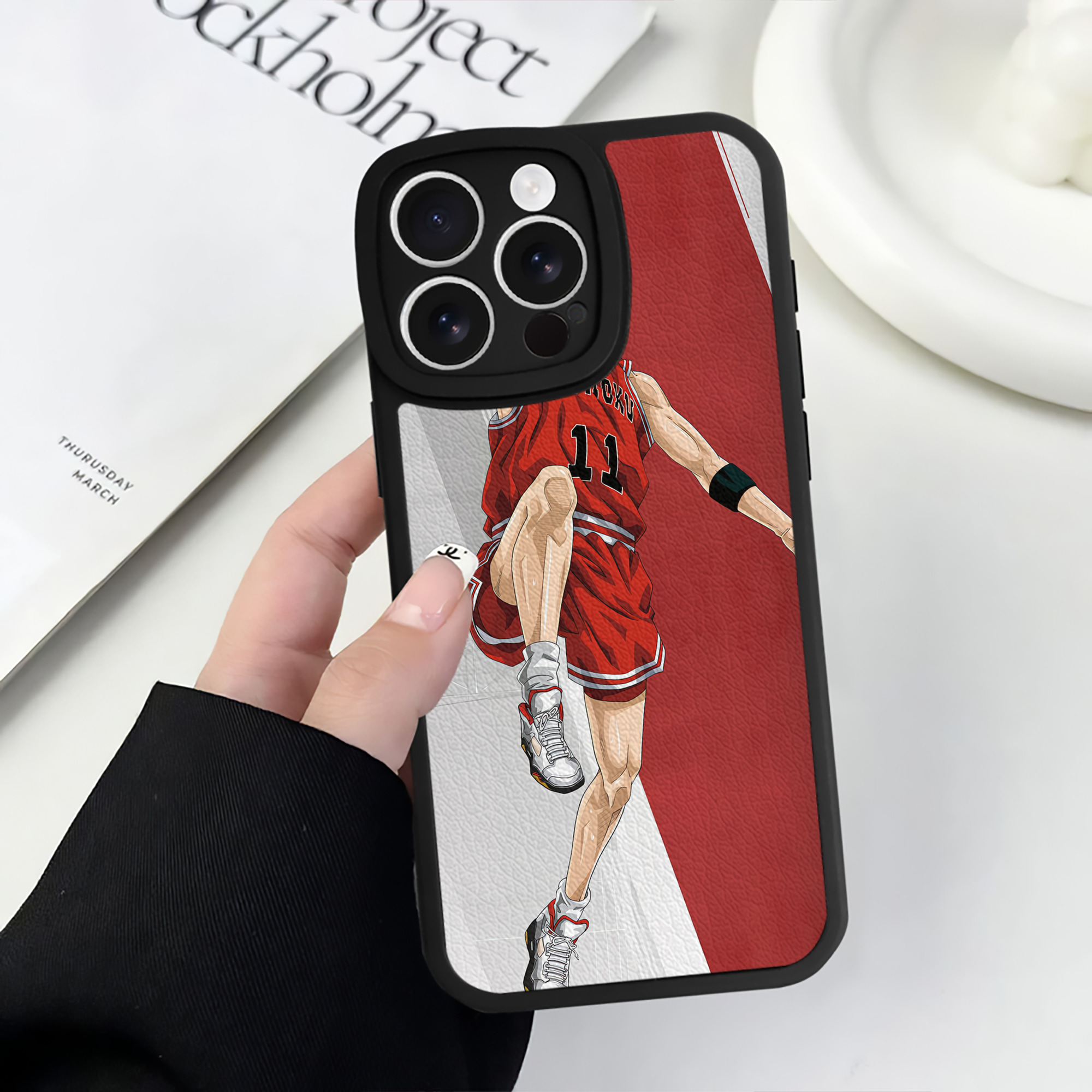 （画像用） SLAM DUNK／スラムダンク 【iPhone 16シリーズ対応】シリコンスマホケース（レザー調） 材質：シリコン